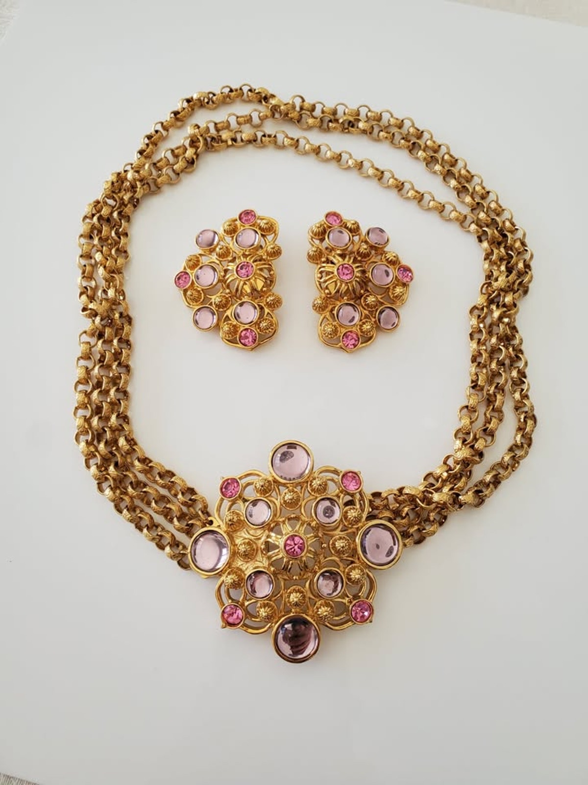Barrera For Avon Vintage 1992 Marbella Collection Pink And Lavendar Jewelry Set